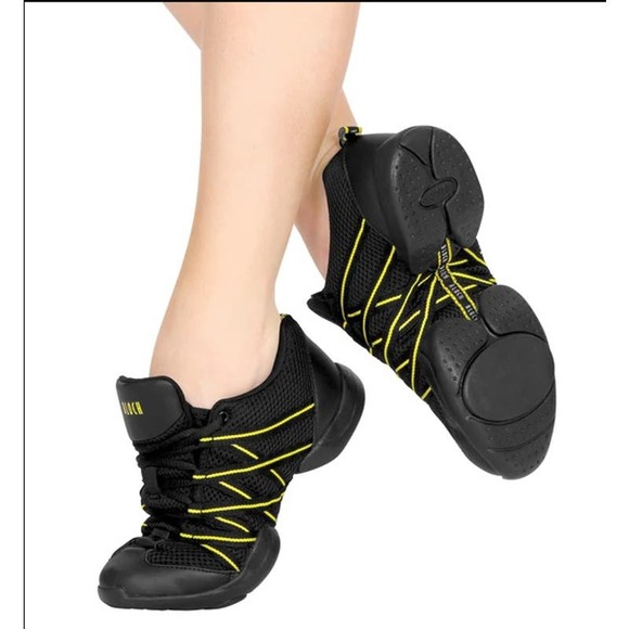 Bloch Shoes - Bloch Criss Cross Dance Sneaker 7.5 Black/Pink